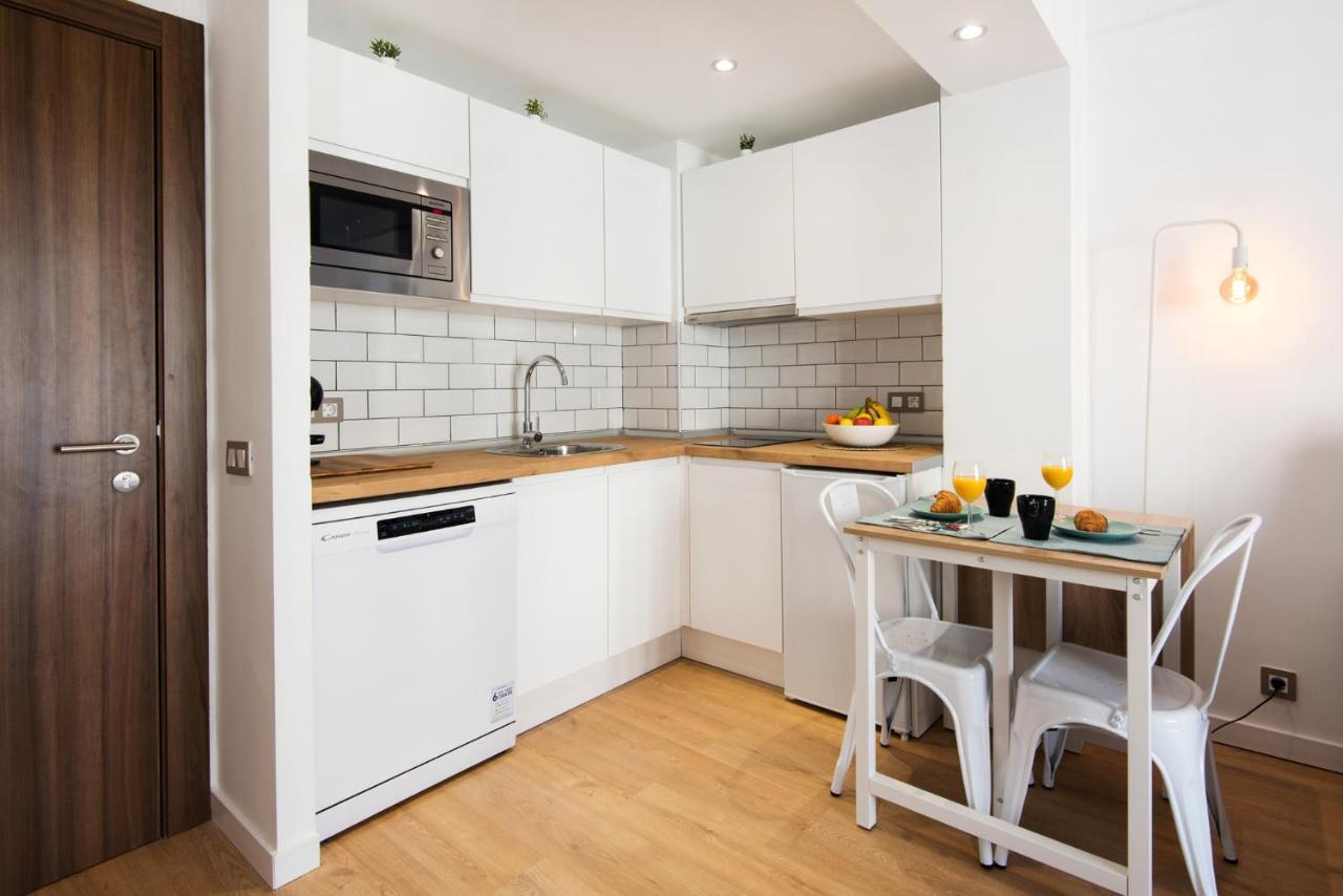 Aloha Puerto Private Apartment 1St Line Carihuela Beach ตอร์เรโมลิโนส ภายนอก รูปภาพ