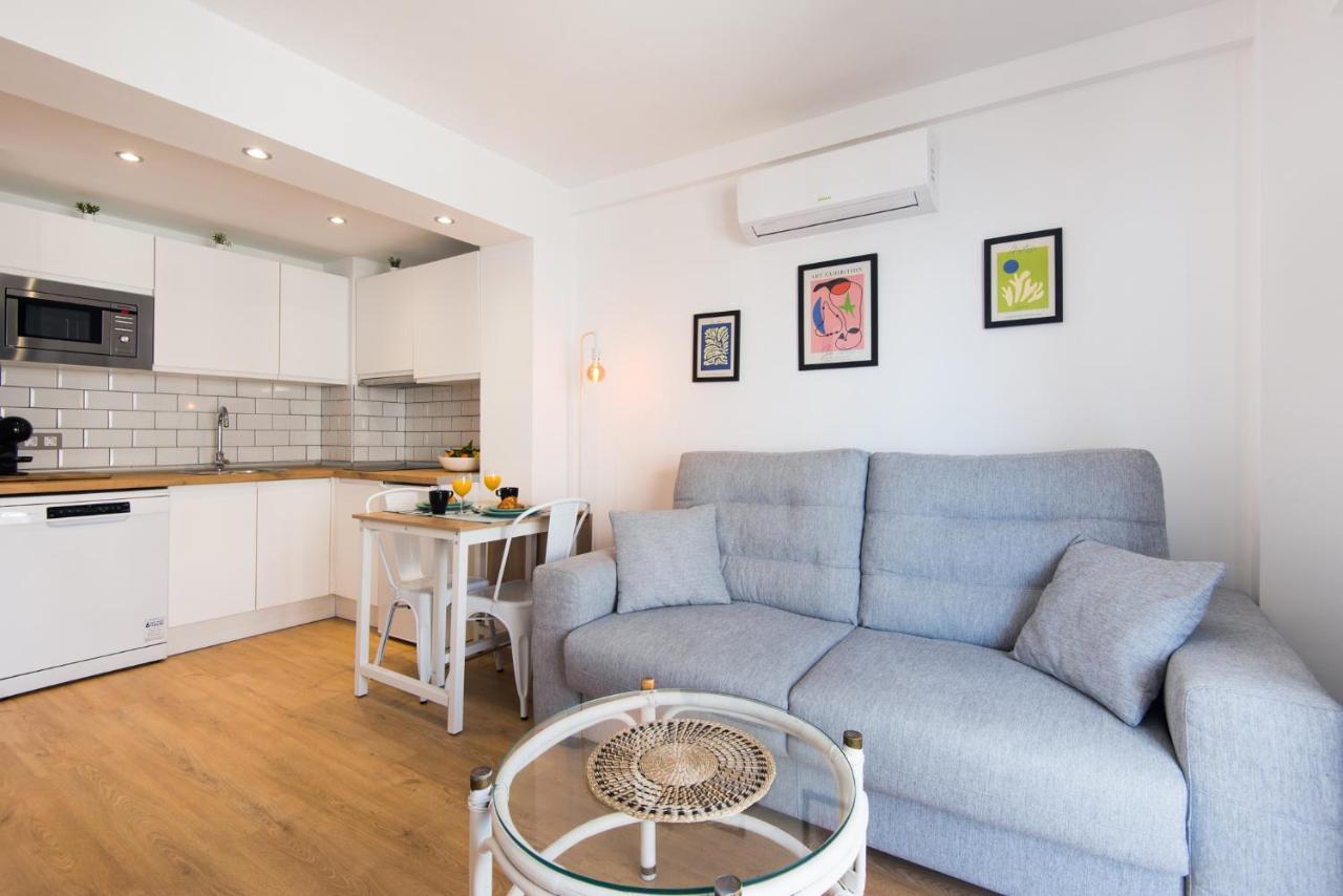 Aloha Puerto Private Apartment 1St Line Carihuela Beach ตอร์เรโมลิโนส ภายนอก รูปภาพ